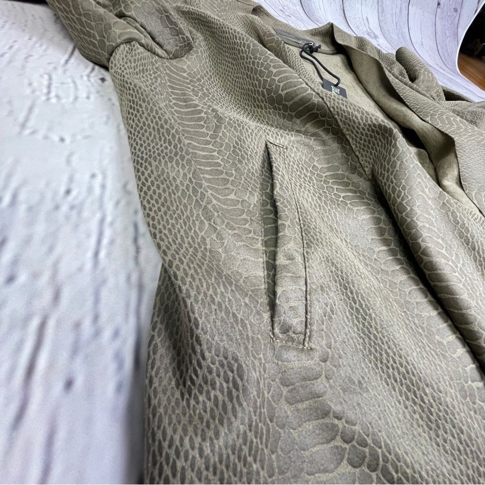 BLANK NYC olive green faux suede snake print open front drape jacket NWT, size L - Picture 6 of 12